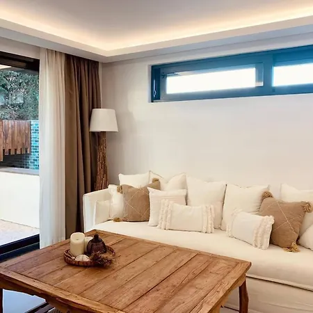 Pure Luxury In Villa